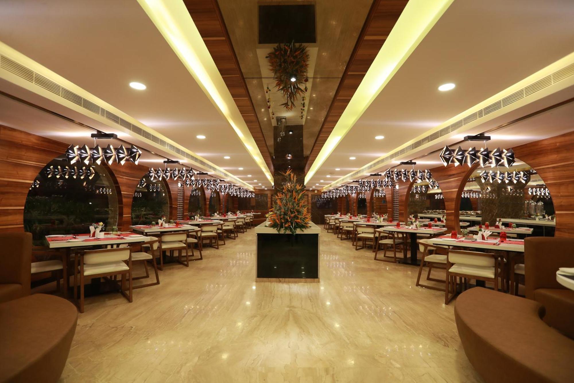 Hotel Park Elanza Csennai Kültér fotó