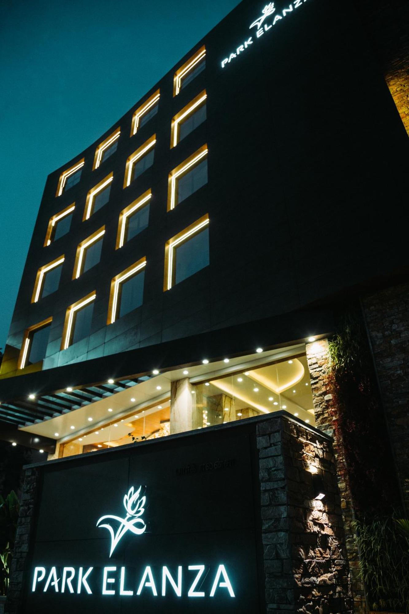 Hotel Park Elanza Csennai Kültér fotó