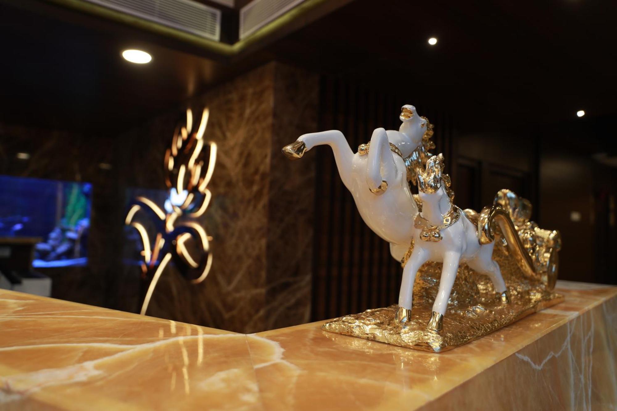 Hotel Park Elanza Csennai Kültér fotó